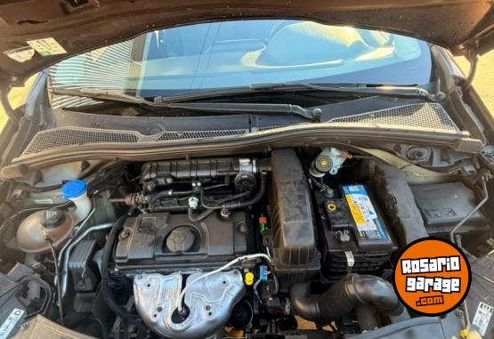 Autos - Peugeot 208 1.5 Active 2017. 2017 Nafta 100000Km - En Venta