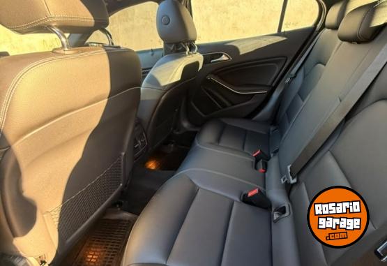 Autos - Mercedes Benz Gla 200 at 2016 2016 Nafta 84000Km - En Venta