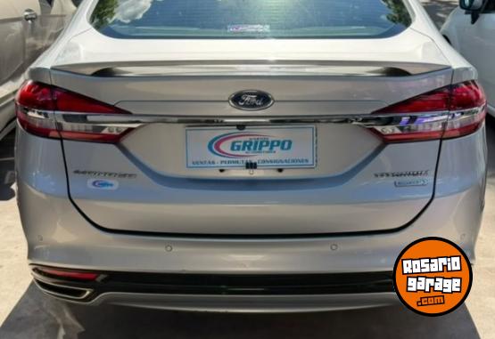 Autos - Ford MONDEO TITANIUM 2018 Nafta 123000Km - En Venta