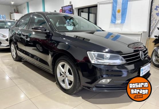 Autos - Volkswagen VENTO ADVANCE PLUS 2.5L 2015 Nafta 175000Km - En Venta