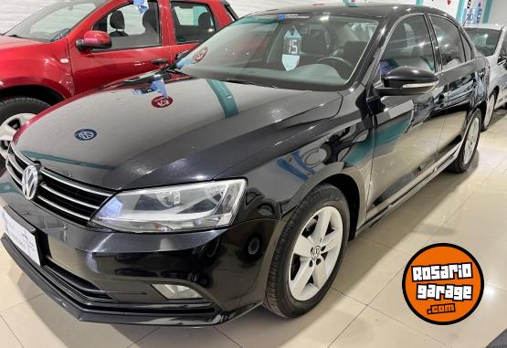 Autos - Volkswagen VENTO ADVANCE PLUS 2.5L 2015 Nafta 175000Km - En Venta