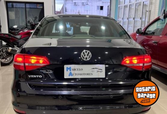 Autos - Volkswagen VENTO ADVANCE PLUS 2.5L 2015 Nafta 175000Km - En Venta