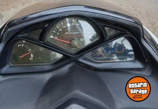 Motos - Zanella Cruiser scooter 150cc 2023 Nafta 12000Km - En Venta