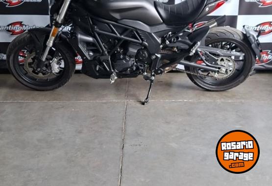 Motos - Benelli 502 CC C 2023 Nafta 2847Km - En Venta
