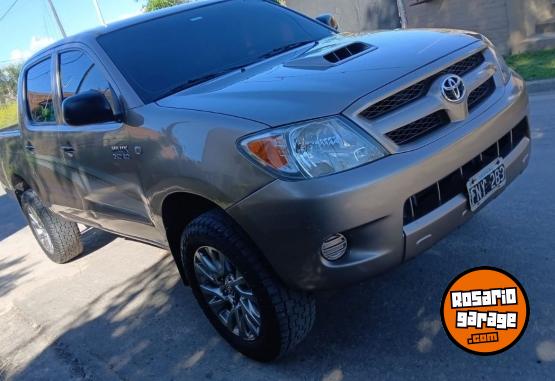 Camionetas - Toyota hilux 3.0 4x4 2006 Diesel 111111Km - En Venta