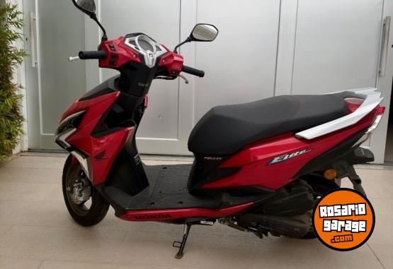 Motos - Honda Elite 125 2022 Nafta 2200Km - En Venta