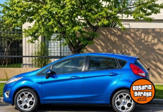 Autos - Ford Fiesta kinetic 2013 Nafta 160000Km - En Venta