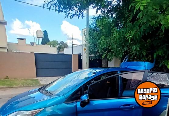 Autos - Ford Fiesta kinetic 2013 Nafta 160000Km - En Venta