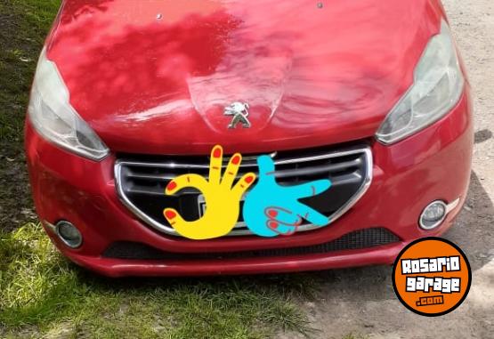 Autos - Peugeot 208 allure 1.5 n touchscr 2015 Nafta 164000Km - En Venta