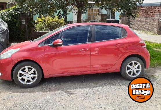 Autos - Peugeot 208 allure 1.5 n touchscr 2015 Nafta 164000Km - En Venta