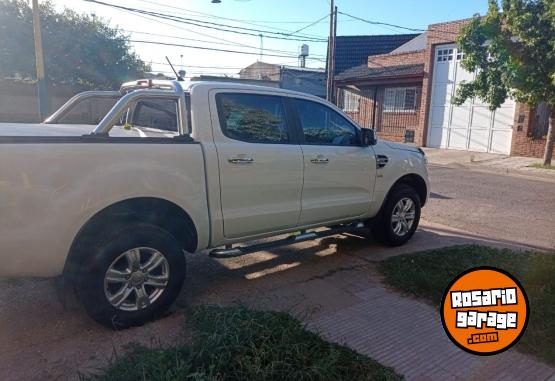 Camionetas - Ford ranger xlt 2021 Diesel 35000Km - En Venta