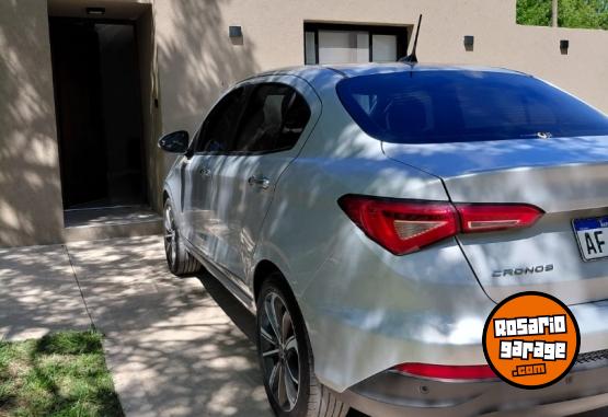 Autos - Fiat Cronos precision 1.8 2022 Nafta 83000Km - En Venta