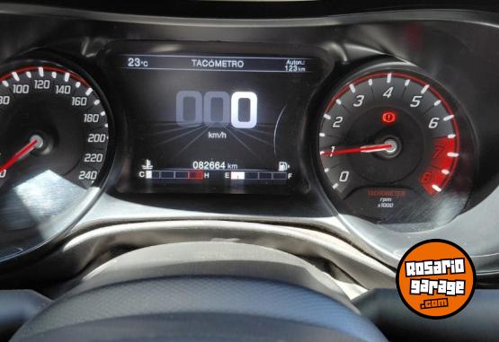 Autos - Fiat Cronos precision 1.8 2022 Nafta 83000Km - En Venta
