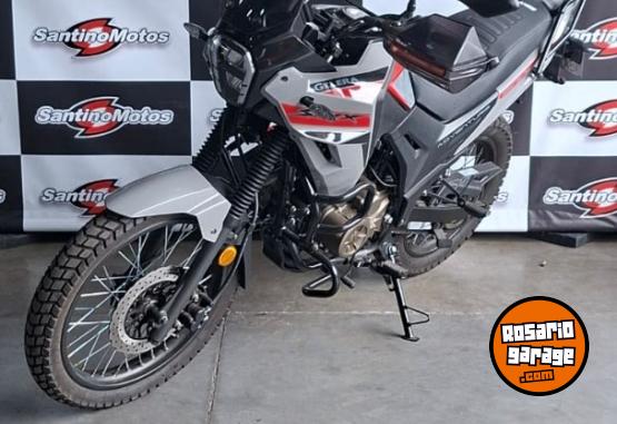 Motos - Gilera SMX ADV 200 CC 2025 Nafta 1631Km - En Venta