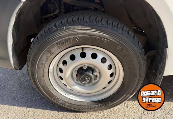 Camionetas - Toyota Hilux 2024 Diesel 91000Km - En Venta