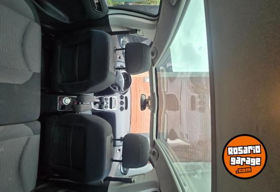 Autos - Peugeot 308 2012 Nafta 107000Km - En Venta