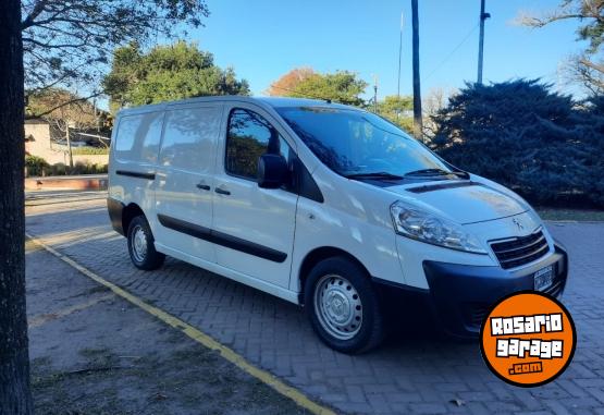 Utilitarios - Peugeot Expert 2.0 HDI 2016 Diesel 163000Km - En Venta