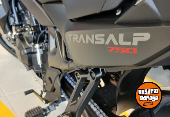 Motos - Honda XLV 750 TRANSALP E-CLUCHT 2026 Nafta 0Km - En Venta