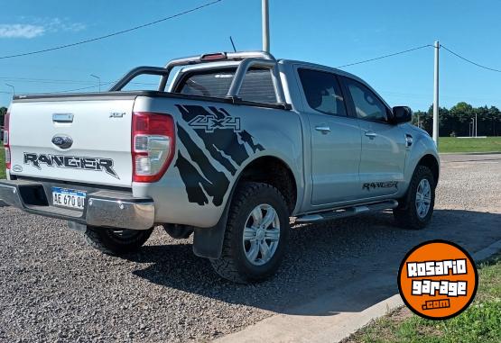 Camionetas - Ford RANGER 4x4 XLT 2021 Diesel 150000Km - En Venta