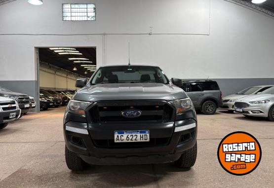 Camionetas - Ford Ranger 2.2 CS XL 2018 Diesel 172000Km - En Venta