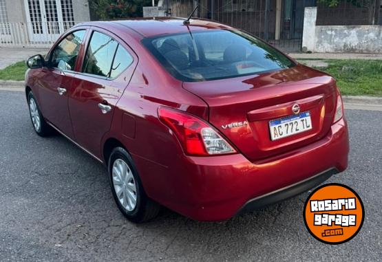Autos - Nissan VERSA 1.6 ADVANCE 2018 Nafta  - En Venta