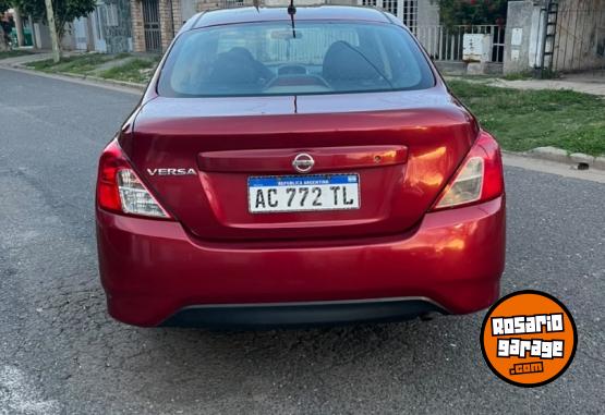 Autos - Nissan VERSA 1.6 ADVANCE 2018 Nafta  - En Venta