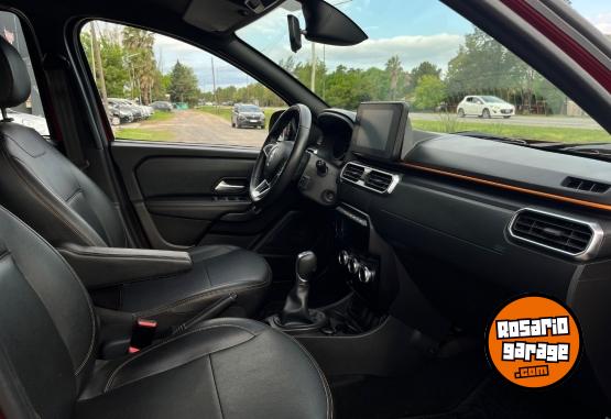 Autos - Renault Oroch iconic cvt 2023 Nafta 37000Km - En Venta