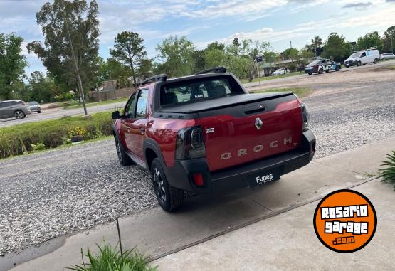 Autos - Renault Oroch iconic cvt 2023 Nafta 37000Km - En Venta