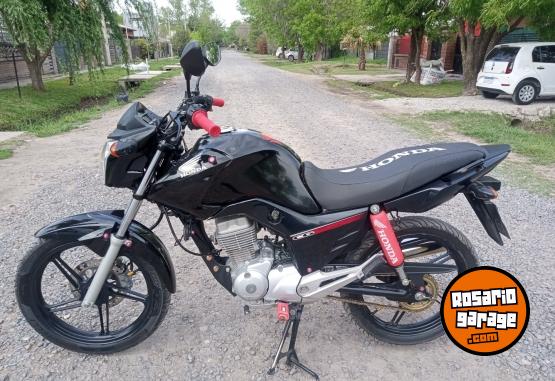 Motos - Honda CG Titán 2016 Nafta 31650Km - En Venta