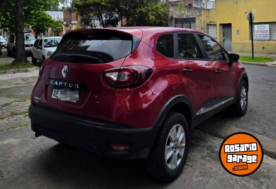 Autos - Renault Captur 2019 Nafta 76000Km - En Venta
