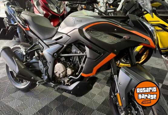 Motos - Voge DS 300 2024 Nafta 8500Km - En Venta