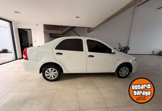 Autos - Toyota Etios 1.5 X 4P 6MT 2020 Nafta 65000Km - En Venta