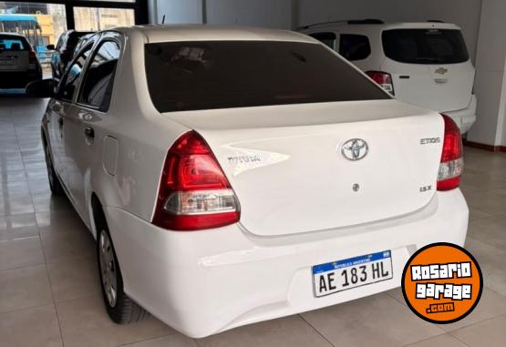 Autos - Toyota Etios 1.5 X 4P 6MT 2020 Nafta 65000Km - En Venta