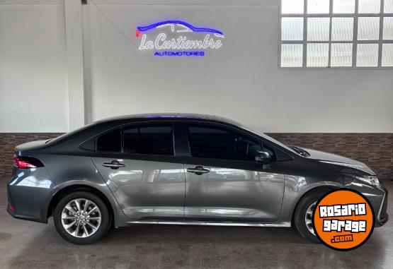 Autos - Toyota XEI CVT 2023 Nafta 47000Km - En Venta