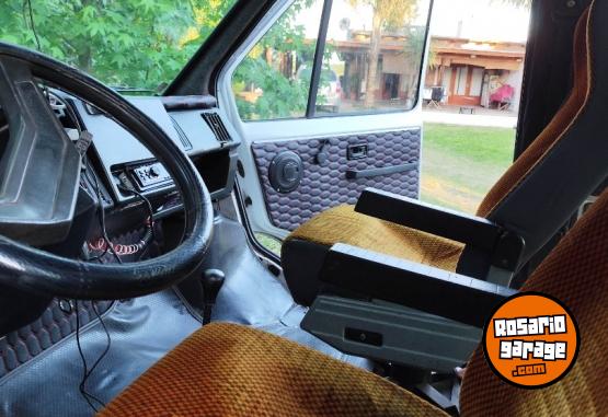 Utilitarios - Renault TRAFIC 2.2 1994 Nafta 20000Km - En Venta