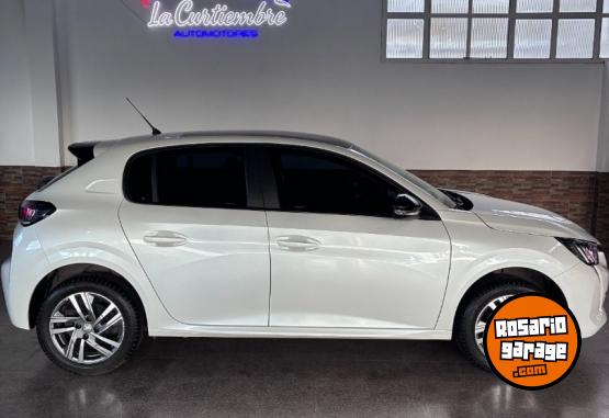 Autos - Peugeot 208 Feline Tiptronic 2023 Nafta 45000Km - En Venta