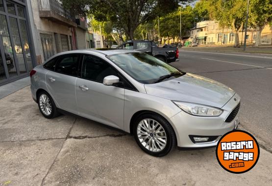 Autos - Ford Focus se plus 2016 Nafta 140000Km - En Venta