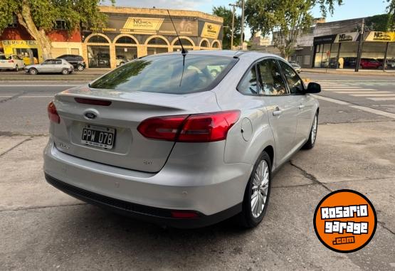 Autos - Ford Focus se plus 2016 Nafta 140000Km - En Venta