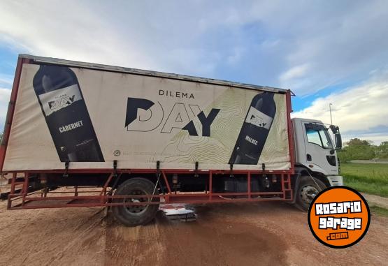 Camiones y Grúas - Ford cargo 1722 - En Venta