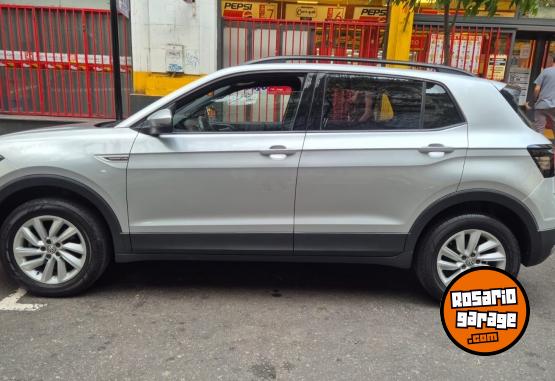 Autos - Volkswagen T cross confortline permu 2020 Nafta 102000Km - En Venta