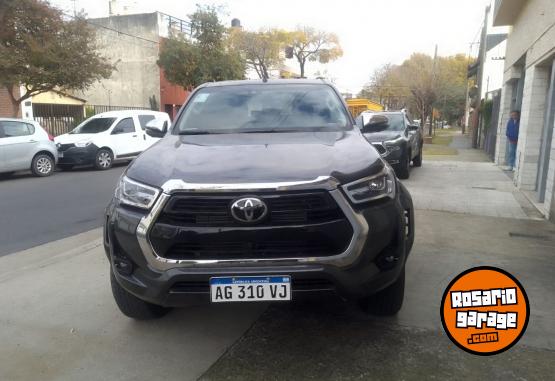 Camionetas - Toyota HILUX SRX 2024 Diesel 2500Km - En Venta