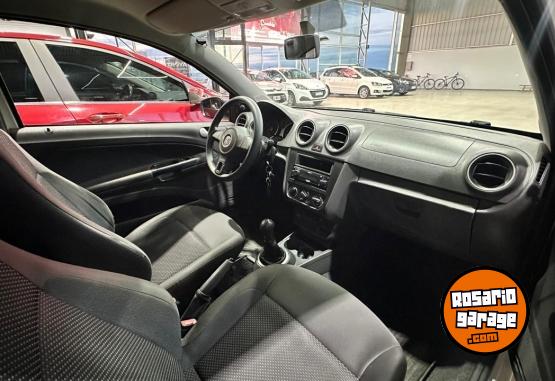 Autos - Volkswagen GOL TREND 1.6 3 PUERTAS 2015 Nafta 113509Km - En Venta