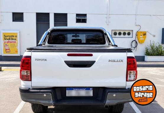 Camionetas - Toyota HILUX 2020 Diesel 153000Km - En Venta