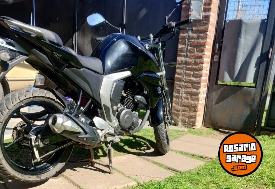 Motos - Yamaha FZ 2023 Nafta 10000Km - En Venta
