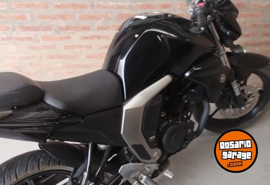 Motos - Yamaha FZ 2023 Nafta 10000Km - En Venta