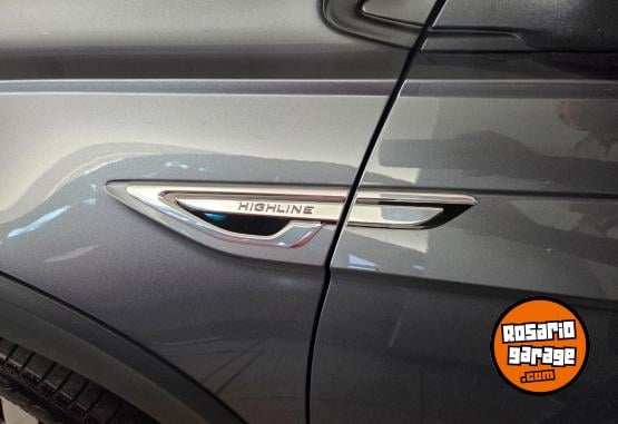 Autos - Volkswagen Nivus highline 2025 Nafta 18000Km - En Venta