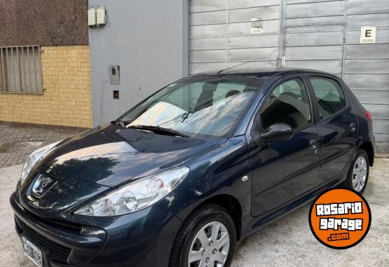 Autos - Peugeot 207 compact 2013 Nafta 139000Km - En Venta
