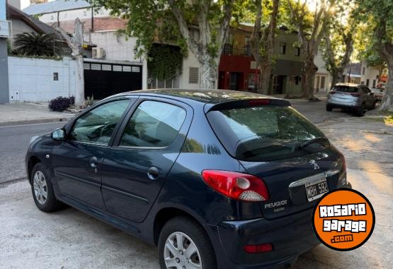 Autos - Peugeot 207 compact 2013 Nafta 139000Km - En Venta
