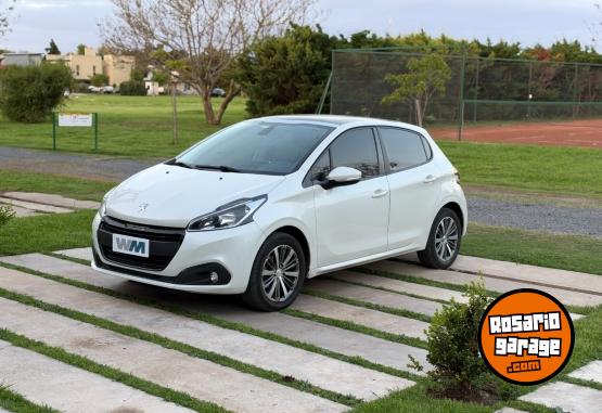 Autos - Peugeot 208 Feline 2020 Nafta 70000Km - En Venta