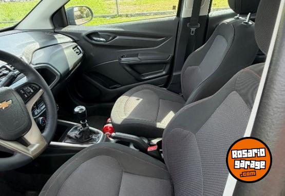 Autos - Chevrolet Onix 2016 Nafta 120000Km - En Venta